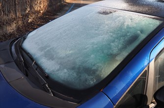 Ice on car windscreen