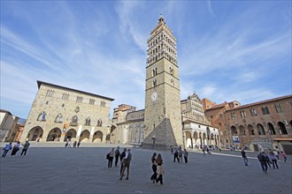 Cathedral of Saint Zeno in Piazza del Duomo
