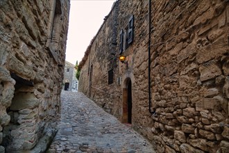 In the alleys of Lacoste