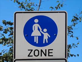 Pedestrian zone sign