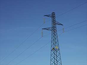 Transmission line tower