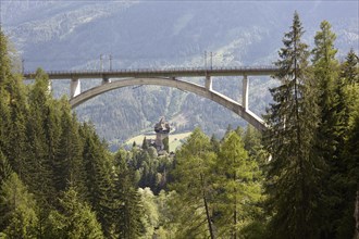 Falkenstein Castle with Tauern Railway Bridge