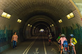Pedestrian and cyclist tunnel