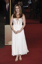 Actress Isla Fisher attends the World Premiere of Les Miserables on 05.12.2012 at Leicester Square