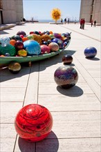 Visitors at the Salk Institute's Dale Chihuly exhibit