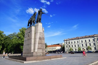 Statue of Gediminas Pavirzis