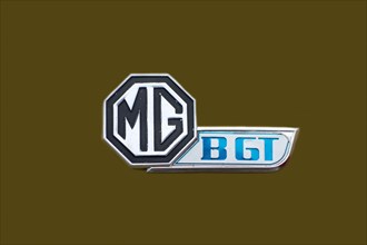 1974 MGB GT logo