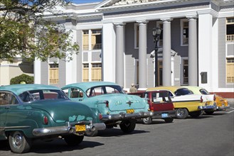 Old 1950s vintage American cars