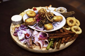 Appetizer plate with potatoes