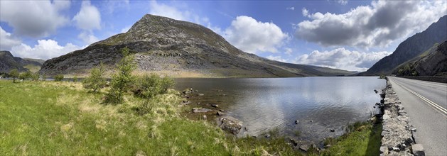 Llyn Ogwen Lake and Carnedd Llewelyn Peak