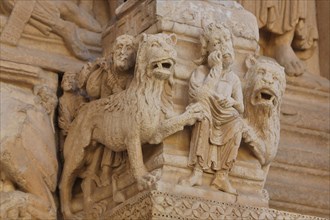 Sculptures Daniel in the Lion's Den