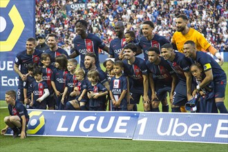 The Paris St Germain team in front of the match