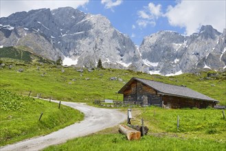Alpine hut with Hochkönig