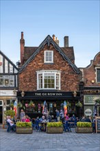 Traditional pub The Ox Row Inn in Salisbury Market Place