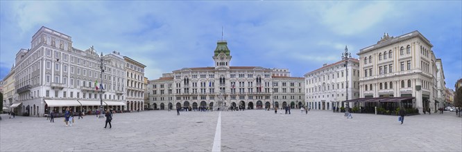 Piazza dell'Unità d'Italia