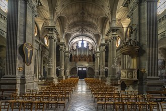 Interior and organ of the Sainte-Madeleine church in Besancon