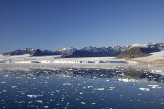 Lilliehöökbreen glacier in summer debouches into Lilliehöök Fjord