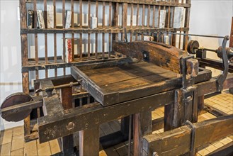 Wooden early 19th century lithographic press