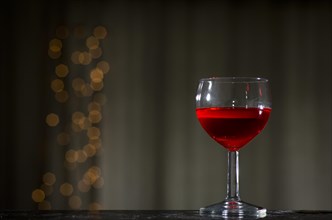 Wine Glass with Red Wine