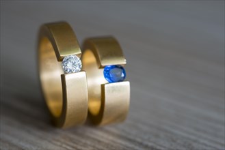 Wedding Ring with Diamond and Sapphire