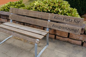Bench with inscription Kein Platz fuer Ausgrenzung