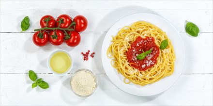 Spaghetti eat Italian pasta lunch dish with tomato sauce from above Panorama in Stuttgart