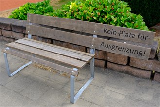 Bench with inscription Kein Platz fuer Ausgrenzung