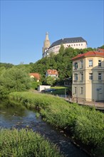 View of Osterburg built 12th century on the mountain above the Weida stream