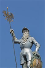 Knight figure with lance and shield at the hop well built 1573