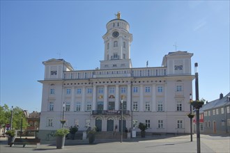 Classicist town hall built 1827