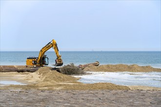 Crawler hydraulic excavator used for sand replenishment