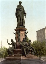 Statue of King Maximilian II