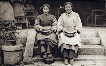 Charcoal Stoves for Warming Hands and Feet