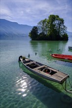 Boat hire at Lac d'Annecy
