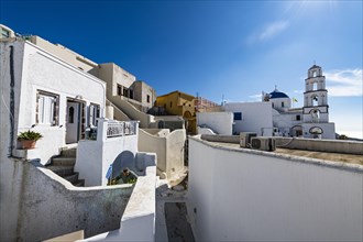 Whitewashed architecture in Pyrgos