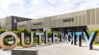 Outletcity with more than 80 premium and luxury brands
