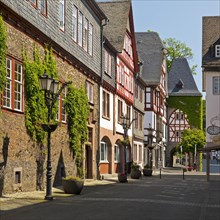 Town hall with half-timbered houses and Leonhard tower