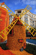 Representation of a windmill made of lemons and oranges