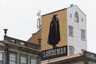 Logo of the port winery Sandeman on a building
