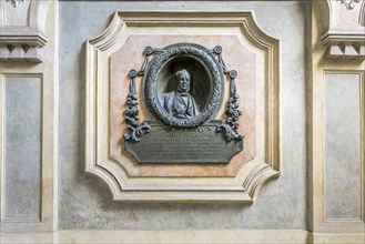 Bronze monument of Camillo Benso Count of Cavour