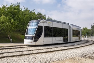 Siemens Avenio car of Education City Tram