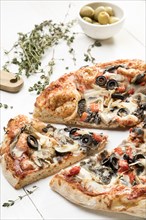 Pizza with olives vegetables