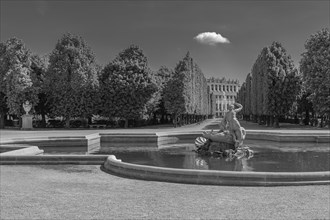Fountain in the palace park and Schoenbrunn Palace