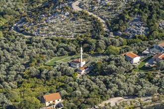 Mosque in the village of Donji Murici