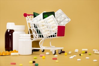 Front view shopping cart with pill foils containers
