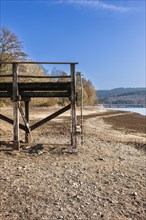 Dry bathing jetty at the Listertal Dam in Sauerland
