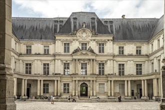 Inner courtyard of the Chateau Royal de Bloiss