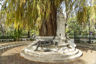 Monument to the poet Gustavo Adolfo Becquer in Maria Luisa Park