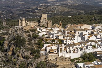 The White Village and the Moorish Castle