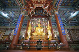 Buddha figure in the prayer hall